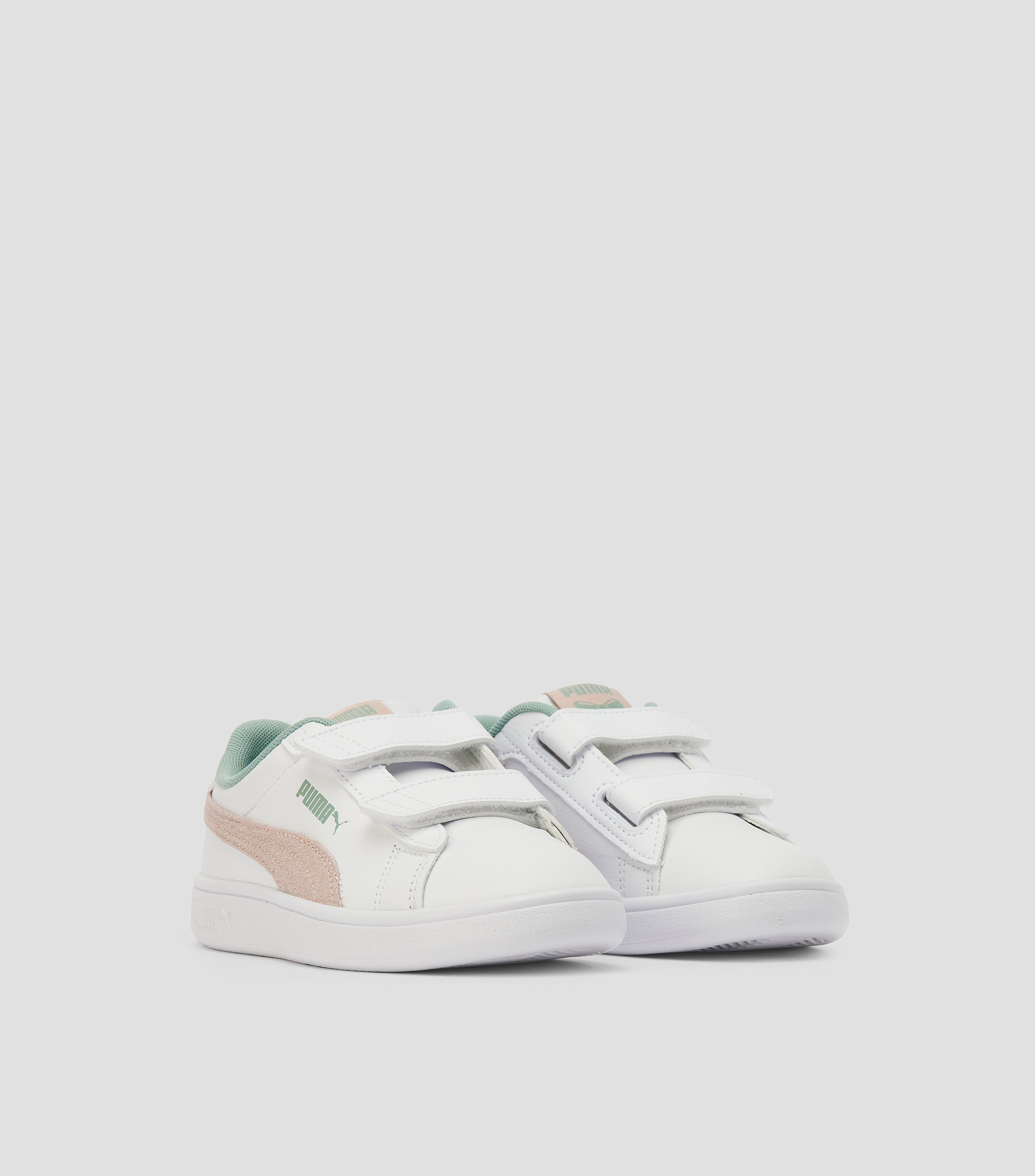 Tenis casuales con logo Niña